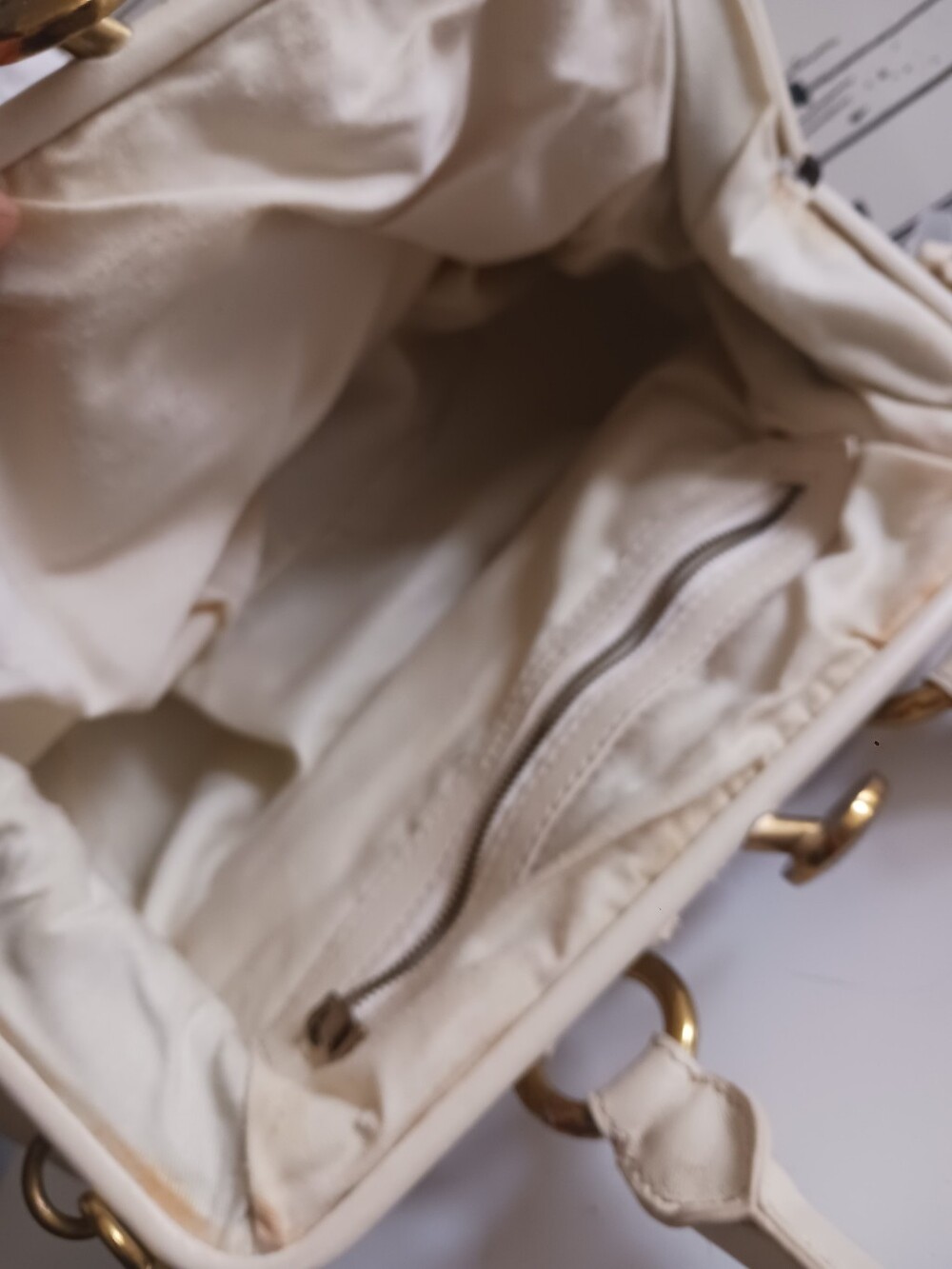 Marc Jacobs Stam Ivory Quilted Leather Satchel with Gold Hardware + Dust Bag - Picture 13 of 16